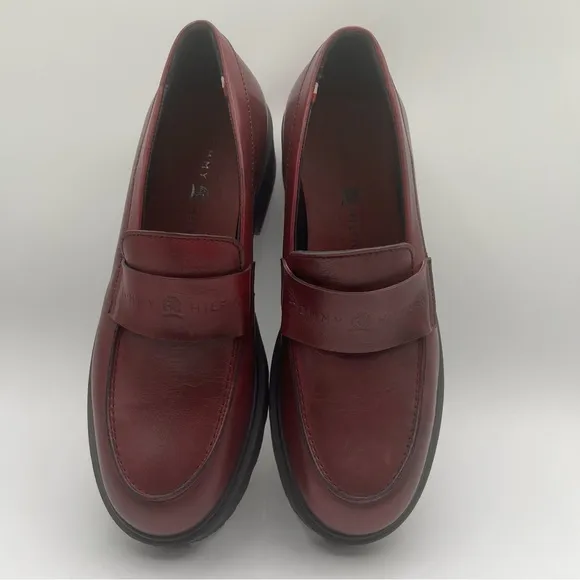 Tommy Hilfiger Women Burgundy Lab Leather Slip-On Lug Sole Casual Loafers SZ 12