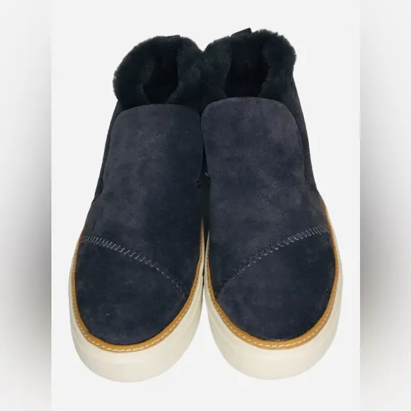 Toms Paxton Faux Fur Lined Gray Suede Slip on Ankle Boots Shoes Women’s Size 6.5