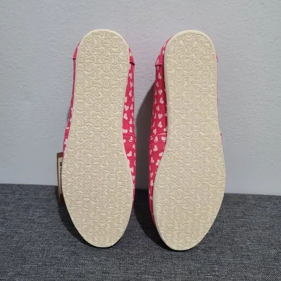 TOMS  Wmm belmont raspberry hearts Women's Casual Flat Slip On Size 6