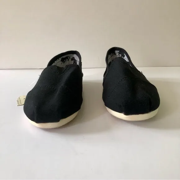 Toms Women's Classic Black Canvas Slip-On Espadrilles Alpargatas NWT