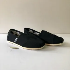 Toms Women's Classic Black Canvas Slip-On Espadrilles Alpargatas NWT