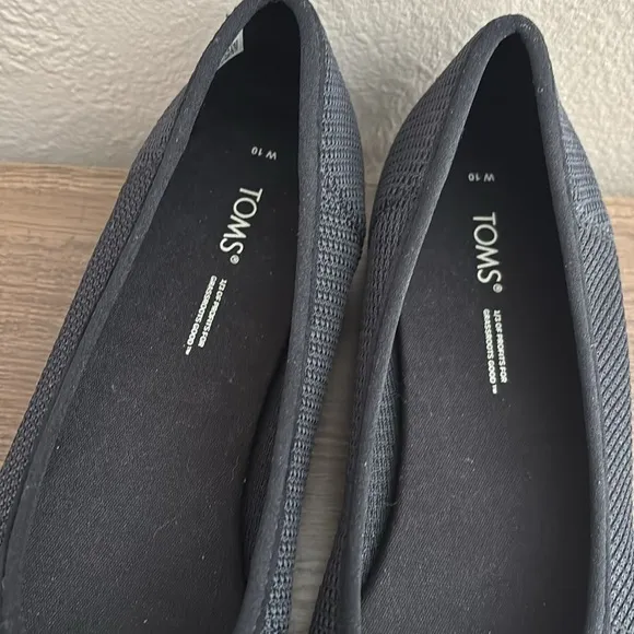 TOMS Women's Katie Knit Pointed Toe Flats, Black, Size 10, Slip On