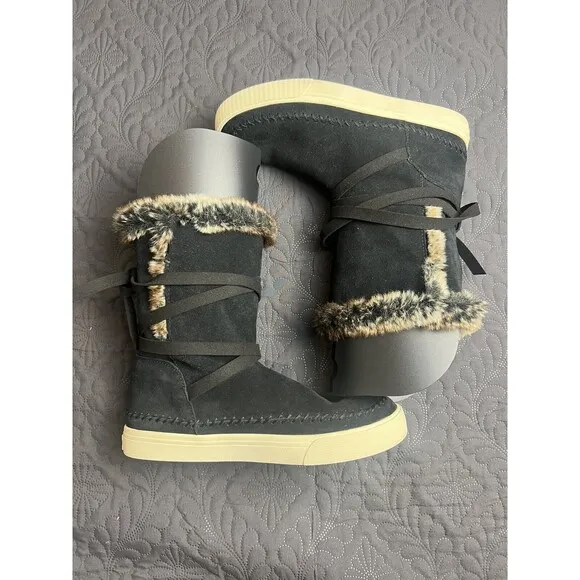 TOMS Women’s Vista Water-Resistant Boots Black Brown Suede SZ 9 Winter Chic Cute