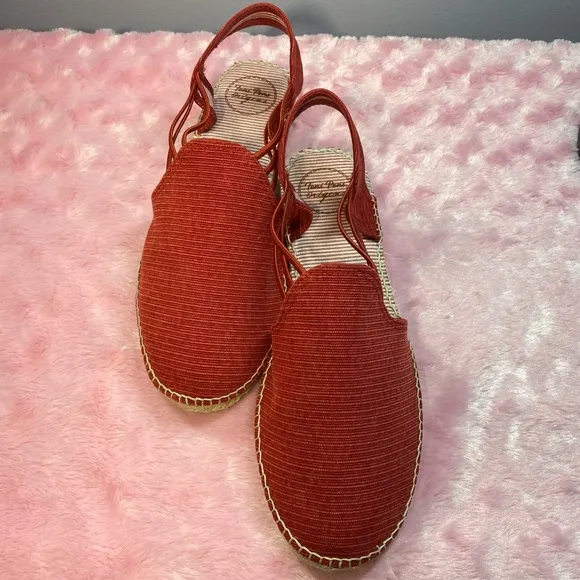 Toni Pons Noa Canvas Espadrilles