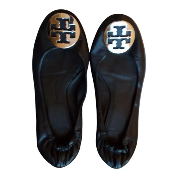 Tory Burch Black and Silver Leather Flats with Metallic Emblem Size 9