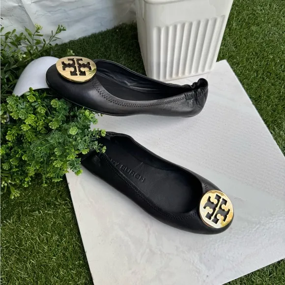 Tory Burch Black Leather Ballet Flats size 7 brand new