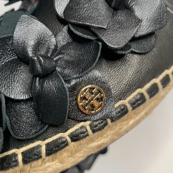 Tory Burch Black Leather Blossom Floral Applique Espadrilles Slip-on S-144 Sz 7