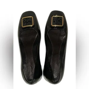Tory Burch Black Leather Flats with Gold Buckle/ ZIZE 7