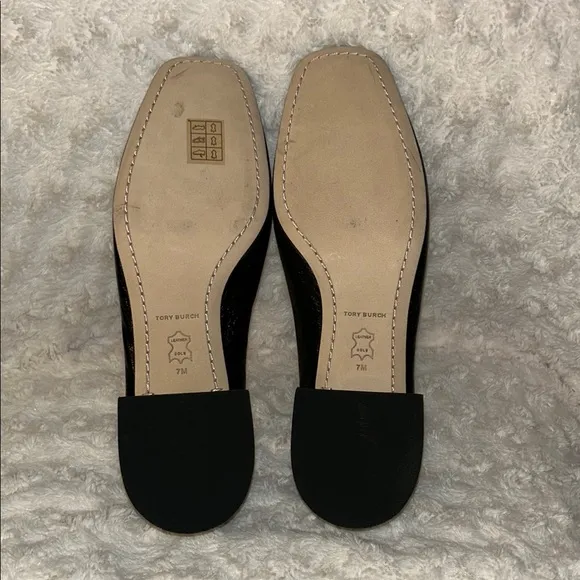 Tory Burch Black Leather Flats with Gold Buckle/ ZIZE 7