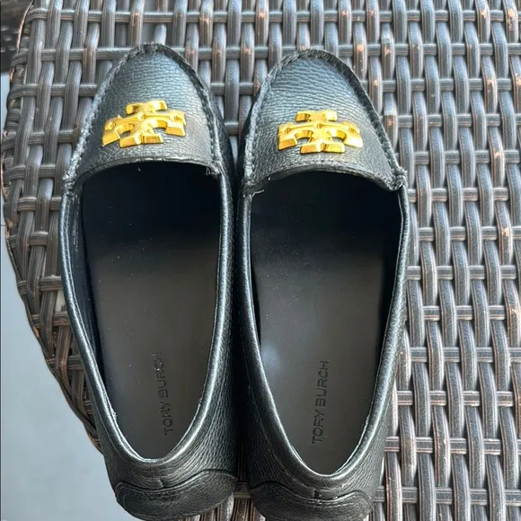 Tory Burch Black Leather Loafers with Gold Emblem 6