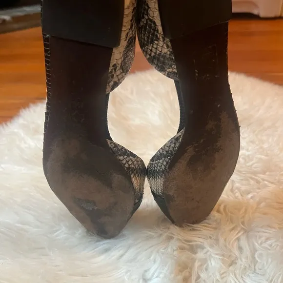 Tory Burch Black Snakeskin Leather Loafers Flats Point Toe Shoes snake rare