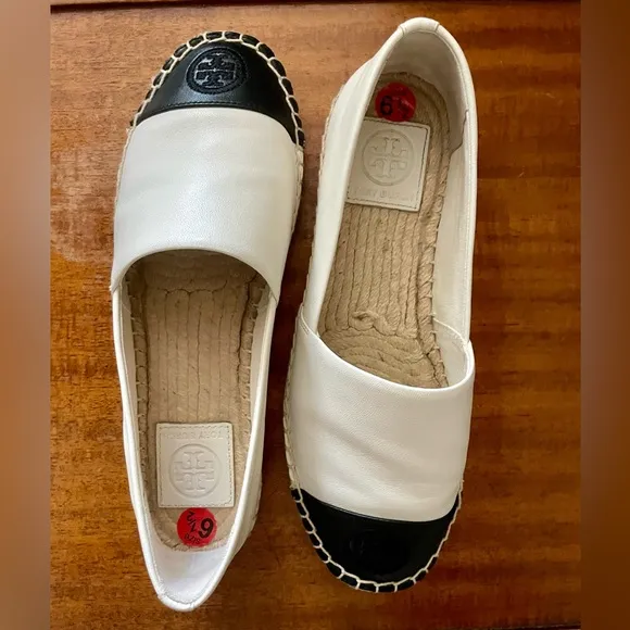 Tory Burch cap toe B/W leather espadrilles w/logo, New w/stickers,Sz 6.5