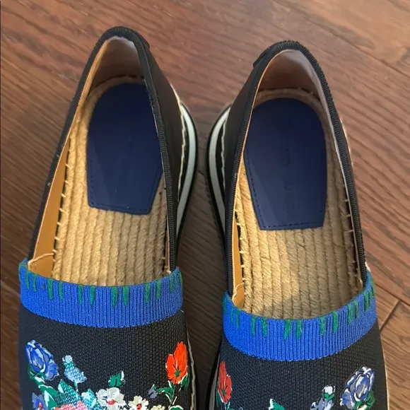 TORY BURCH Daisy Slip-ON Trainer Espadrilles Size 8 New in Box