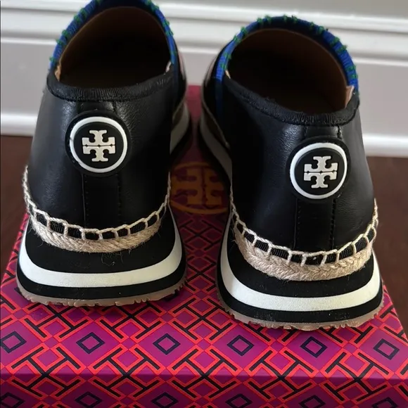 TORY BURCH Daisy Slip-ON Trainer Espadrilles Size 8 New in Box