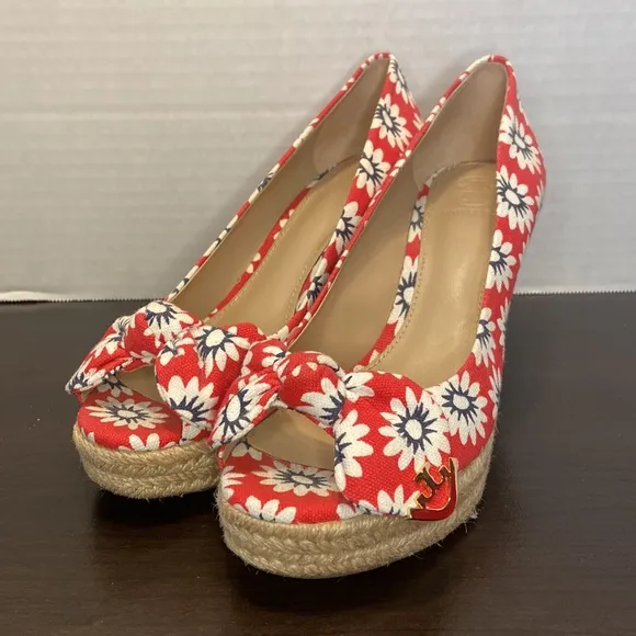 Tory Burch Dory Red Floral Canvas Peep Toe Wedge Espadrilles Size 6