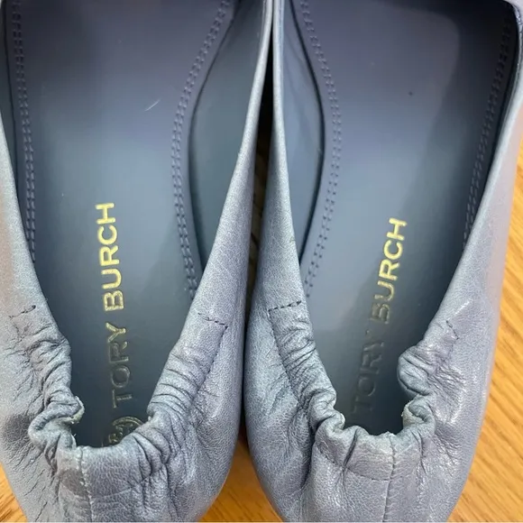 Tory Burch Eleanor Loafer Flats Slip On Leather Pery Winkle Blue Sz 9 Logo