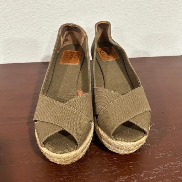 Tory Burch Filipa Peep Toe Wedge Espadrille Tan color Size 9