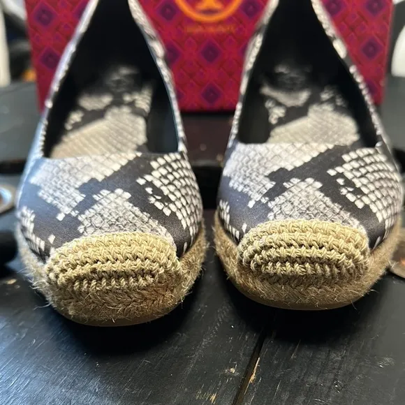 TORY BURCH Heather 40MM Wedge Espadrille - Roccia (Natural) Printed Satin