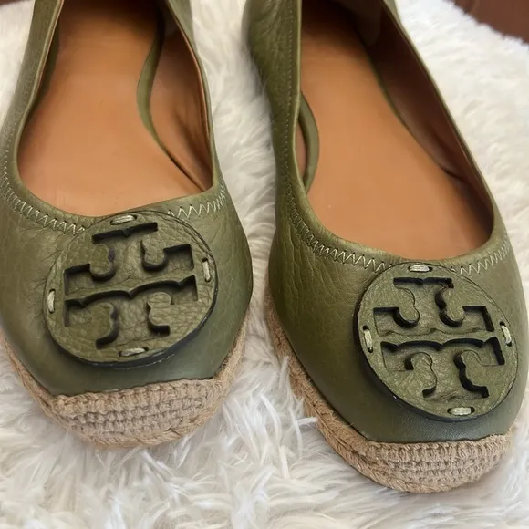 TORY BURCH Leather Miller Espadrilles in Khaki Size 10.5