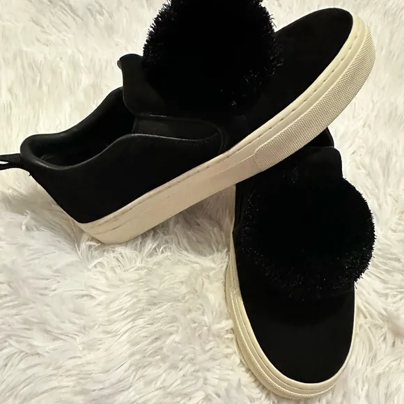 TORY BURCH POM POM SLIP ON SNEAKERS