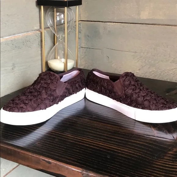 Tory Burch Rosette slip on sneakers