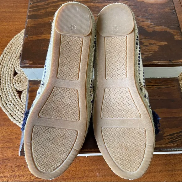 Tory Burch Shaw Fringe Espadrilles Navy and Cream Size 7