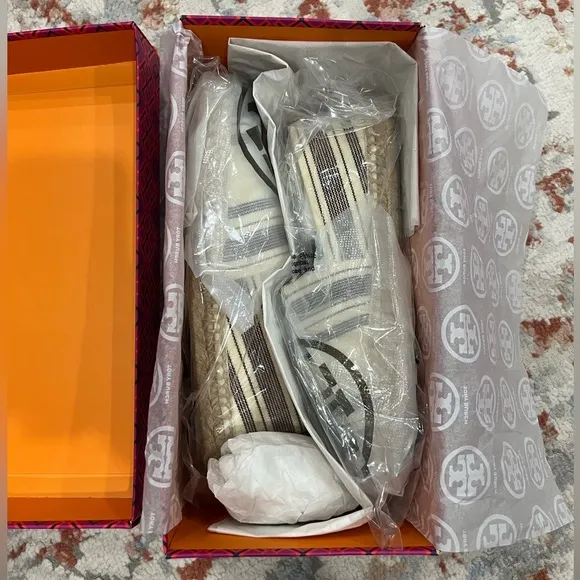 Tory Burch Striped Elastic Espadrilles Flats Size 8 Brand New in Box
