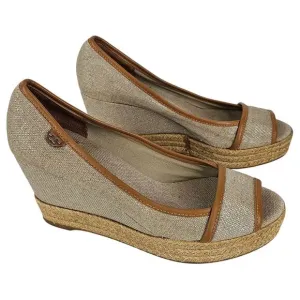 TORY BURCH WOMEN'S BEIGE / BROWN MAJORICA 5&quot; WEDGE HEEL ESPADRILLE SIZE 8 (38.5)