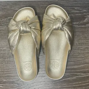 Tory Burch Women's Puffy Knotted Anatomic Slide Sport Metallic‎ Gold Size 5