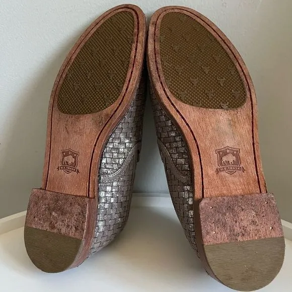 Trask Amanda Woven Loafer In Pewter Suede Size 8M