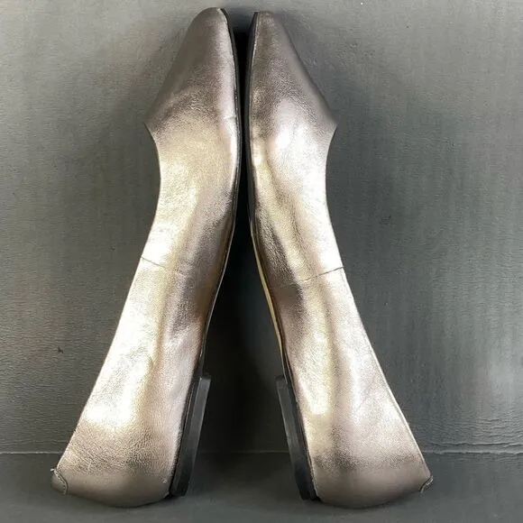 Trotters Estee (Pewter Metallic) Women's Slip-on comfort flats womens size 9.5