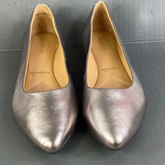 Trotters Estee (Pewter Metallic) Women's Slip-on comfort flats womens size 9.5