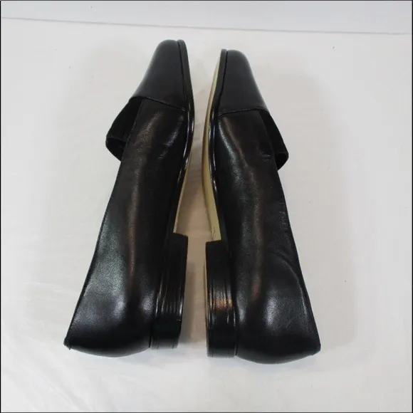 TROTTERS Laurie Black Leather Loafers NWT Size 9.5N