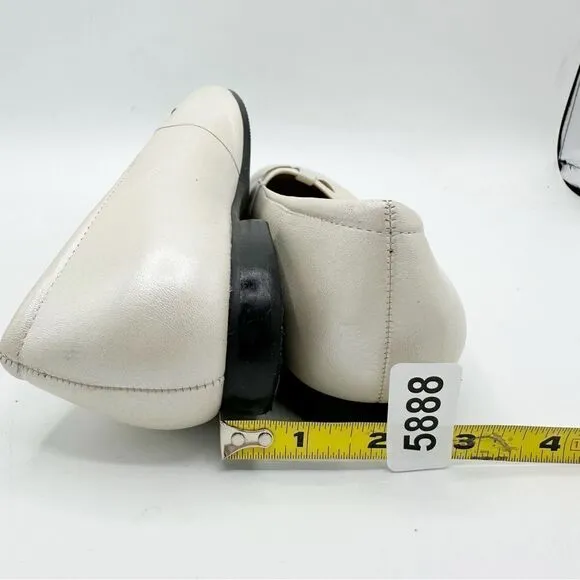 Trotters Womens Pearlized Ivory Leather Slip On Dress Shoe Flats Almond Toe 7 W