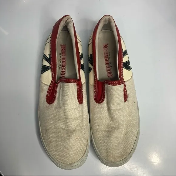 True Religion slip on loafer sneakers size 9.5