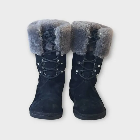 UGG 1892 Montclair Black Lace Up Boots With Fur Trim SZ 8
