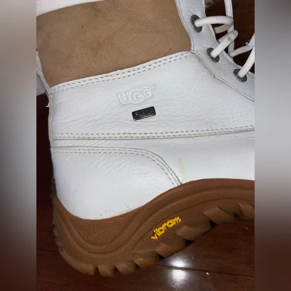 Ugg Adirondack II Boots