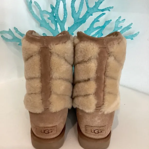 UGG AUSTRALIA TAN SUEDE WARM FUR BOOTS SIZE 6