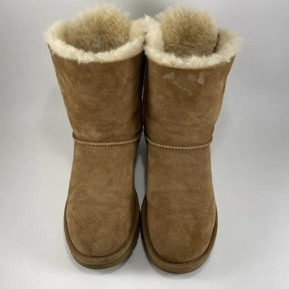 UGG Bailey Bow II Shearling Lined Boots Womens Size 5 Chestnut Tan Booties