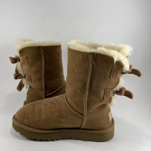 UGG Bailey Bow II Shearling Lined Boots Womens Size 5 Chestnut Tan Booties