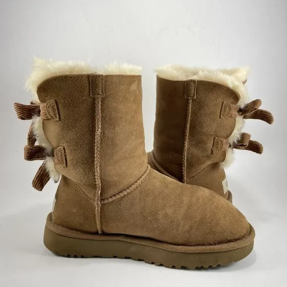UGG Bailey Bow II Shearling Lined Boots Womens Size 5 Chestnut Tan Booties