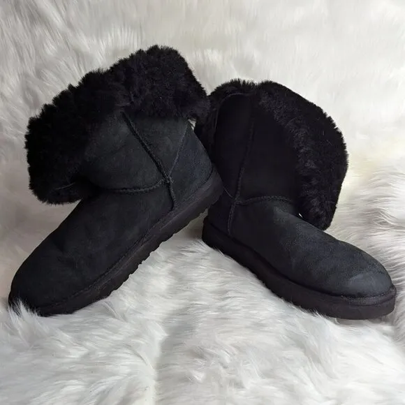Ugg Bailey Button II  Women's Size 10 Black Suede Fur Lined Warm Boots