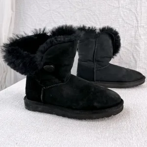 Ugg Bailey Button Sheepskin Boots Womens 7 Suede outer Wool Shearling lined boot