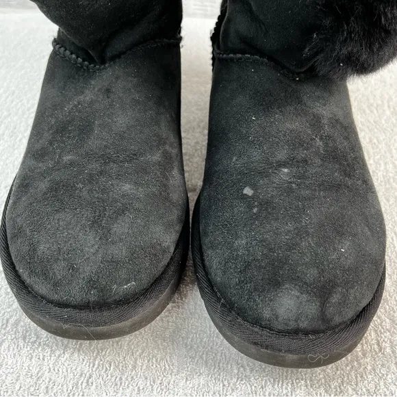 Ugg Bailey Button Sheepskin Boots Womens 7 Suede outer Wool Shearling lined boot