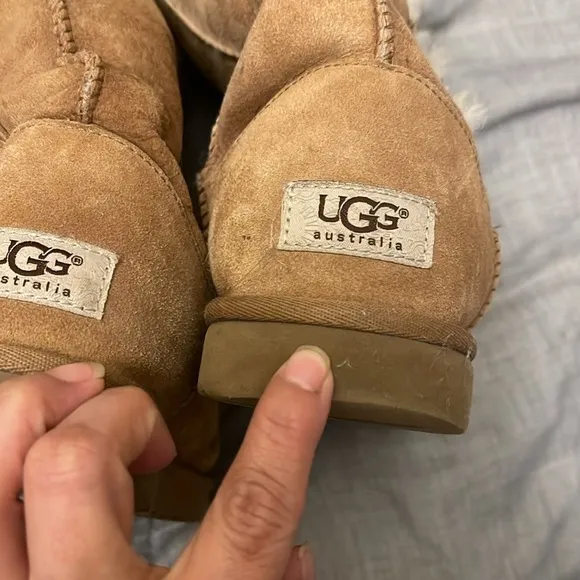 UGG Bailey Button Triplet women's boots ColorChestnut
