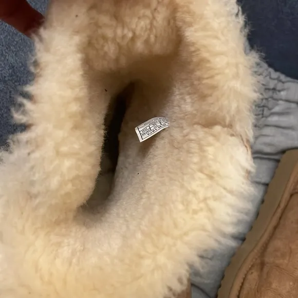 UGG Bailey Button Triplet women's boots ColorChestnut