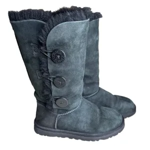 UGG Bailey Triple Button 1873 Black Boots. Size 6