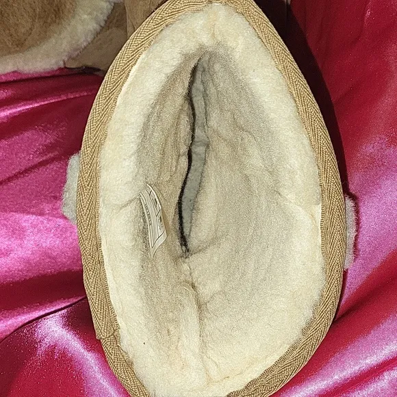 UGG BOOTS - CHESTNUT WITH FUR