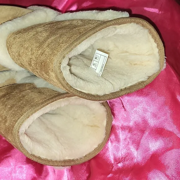 UGG BOOTS - CHESTNUT WITH FUR