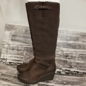 UGG BOOTS LESLEY SUEDE KNEE HIGH WEDGE WATERPROOF (1005266) WOMENS SIZE 6 BROWN